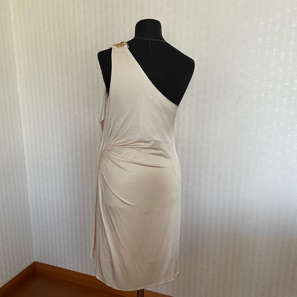 Gorgeous one shoulder summer dress. Beautiful soft ivory/cream. - Picture 12 of 12